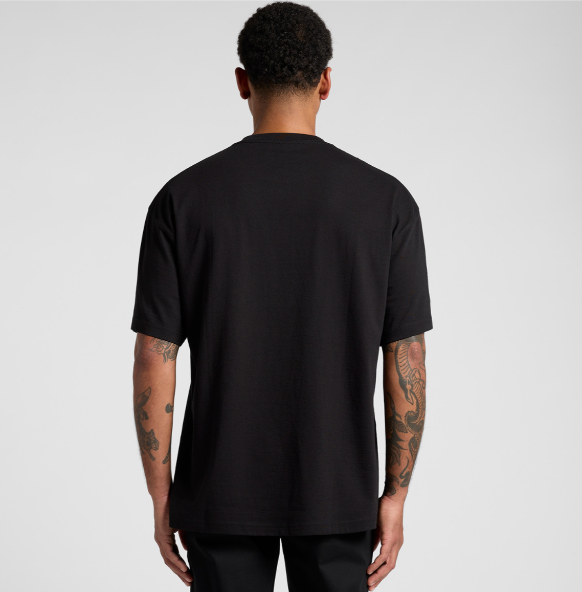 JESUS IS KING - Tee Black